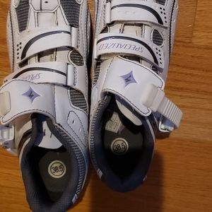 Specilized womens biking shoes